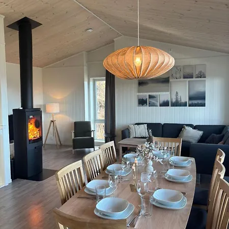 Affordable Luxury Sauna - River Views Tatil Evi Voss