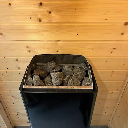 Affordable Luxury Sauna - River Views Tatil Evi